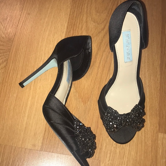 BETSEY JOHNSON Dancing Gleam Heels in black,7/37! - Picture 3 of 8
